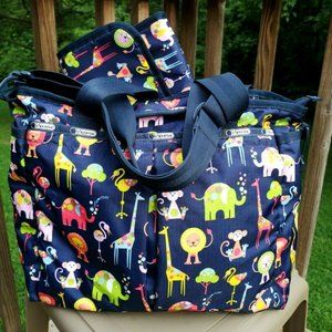LeSportsac RYAN Baby Tote & Changing Pad/ Zoo Cute
